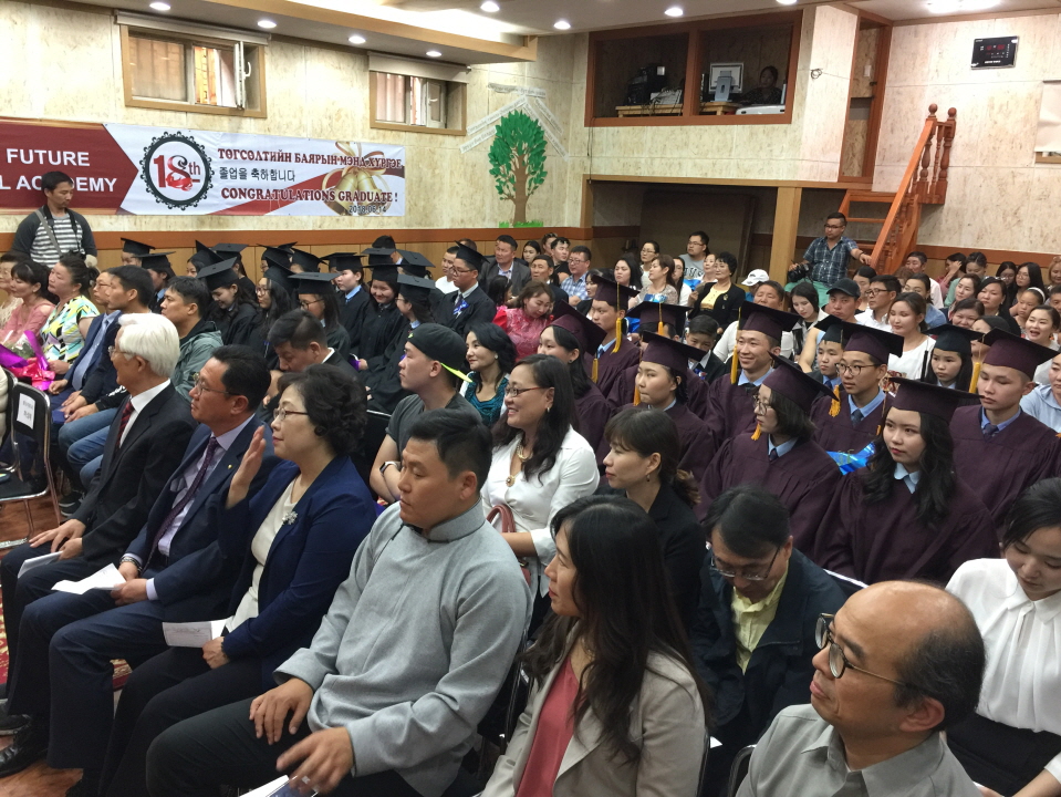 크기변환_한인동정-밝은미래학교 졸업식.JPG