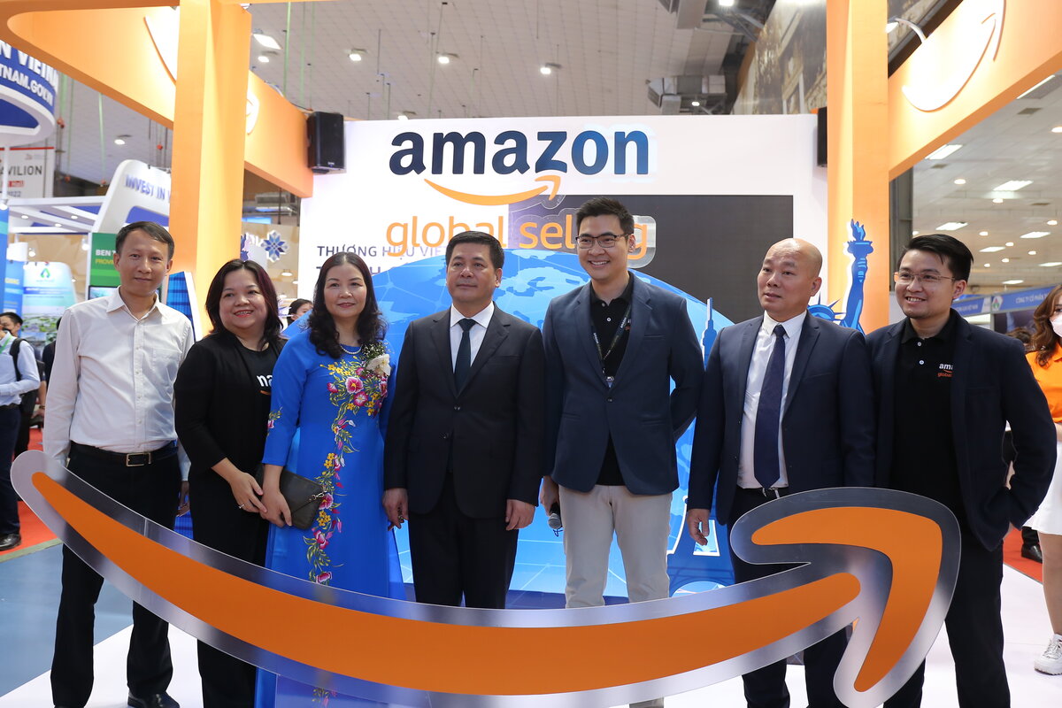 bt-tham-quan-amazon.jpg