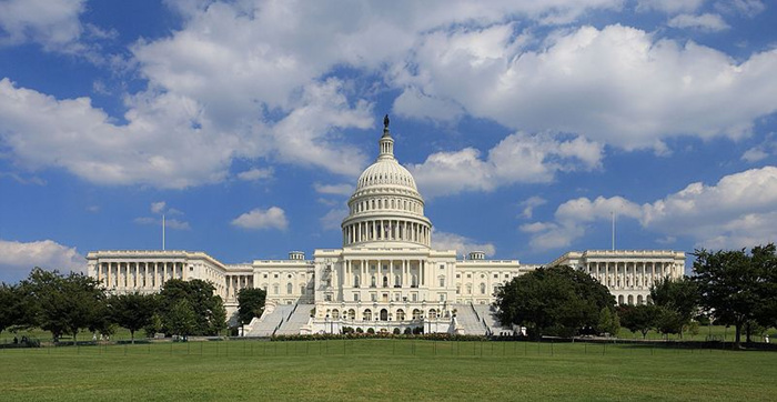 800px-US_Capitol_west_side.jpg