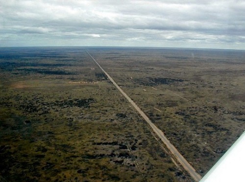 8 Eyre Highway-1.jpg