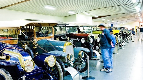 10 Motor Museum 1.jpg