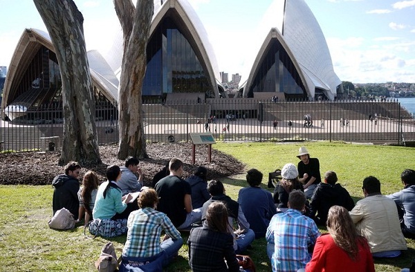 4 Sydney Architecture Walks.jpg