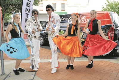 2 Elvis Festival-1.jpg