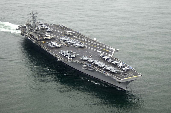 800px-USS_Nimitz_(CVN-68).jpg