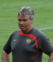 220px-Hiddink_Euro_2008.jpg