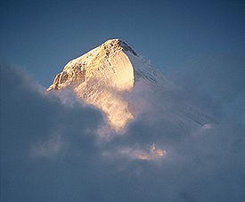 275px-Peak_of_Khan_Tengri_at_sunset.jpg