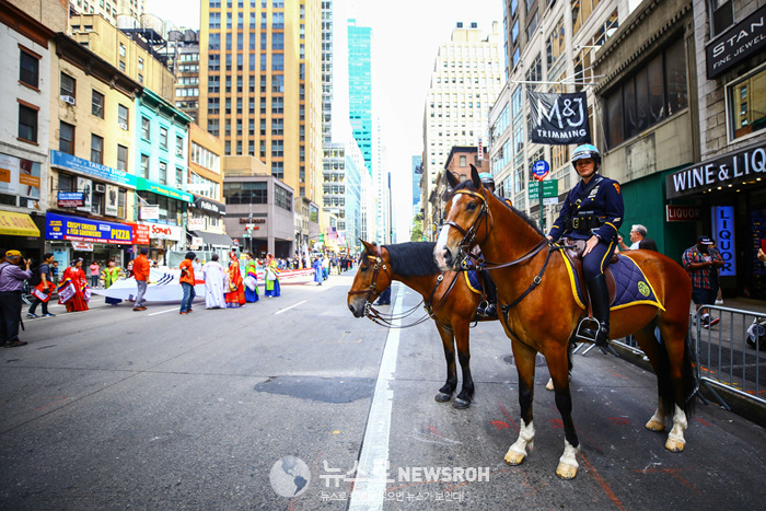 Korean Parade 2017_SNS_014.jpg