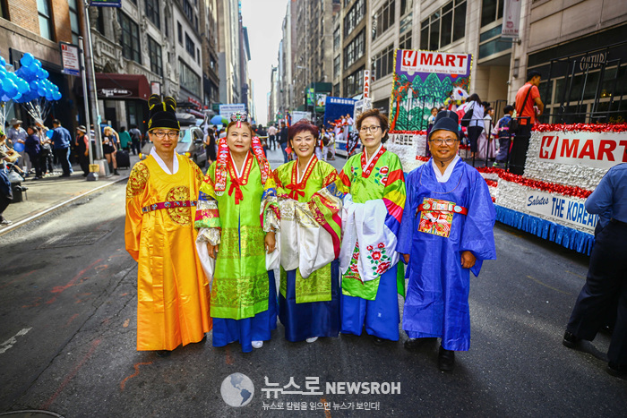 Korean Parade 2017_SNS_009.jpg