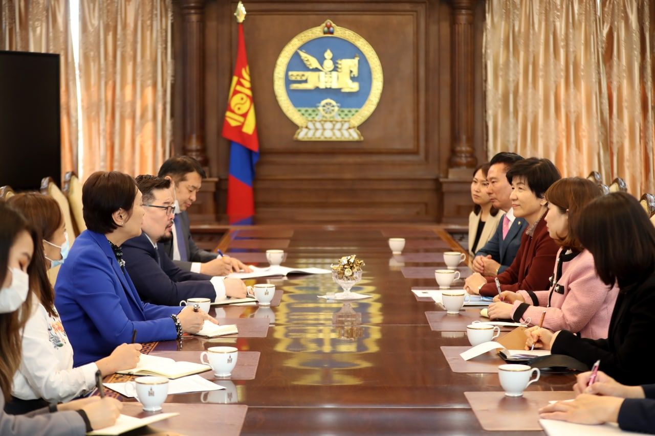 한국무역투자진흥공사, 몽골 투자에 관심 있는 기업 연결에 관심 표명.jpg