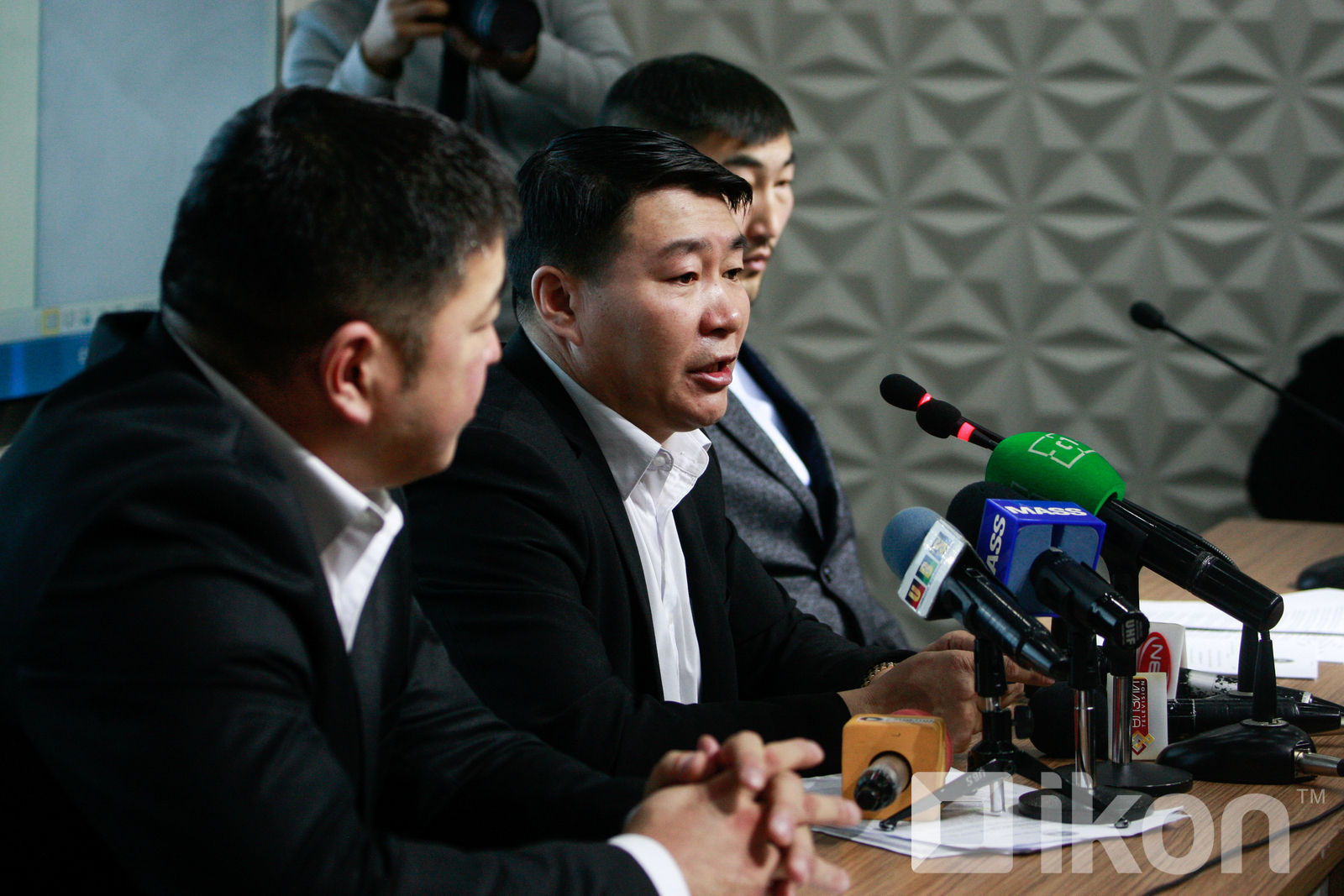 몽골정부의 330호 결의안 효력정지를 위해 행정법원에 이의 제기.jpg