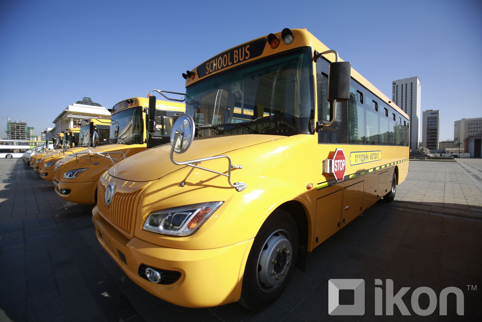 5대의 어린이 버스가 특별 서비스에 이용.jpg