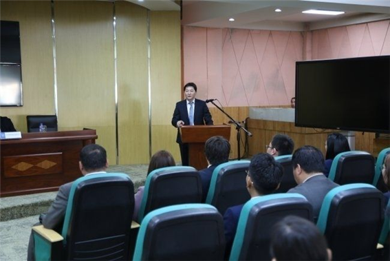 법원 총 자문위원 사무총장에 O.Amgalanbaatar 임명.png