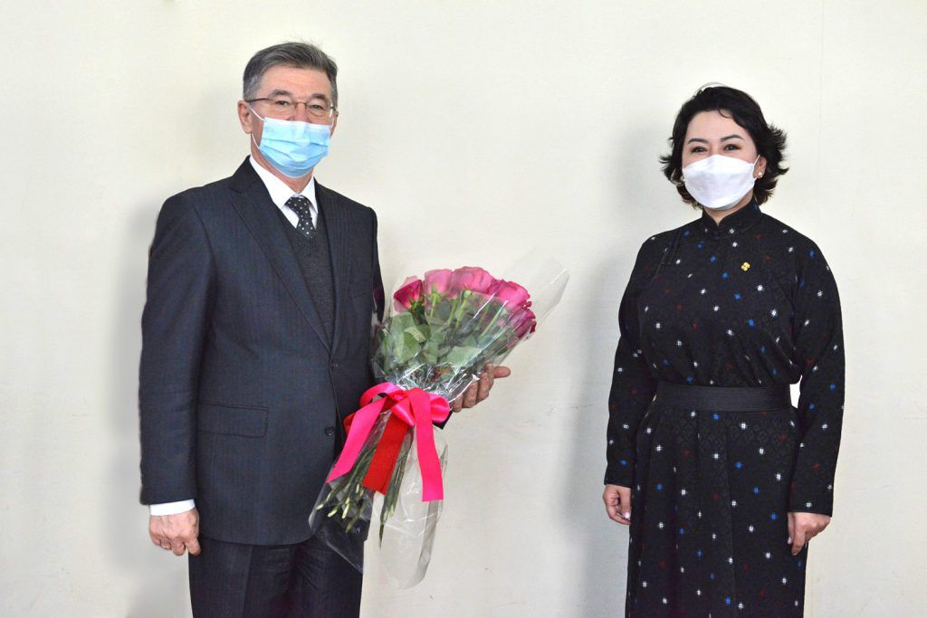 러시아의 세르게이 라브로프 외무장관이 축하 메시지를 보내와.jpg