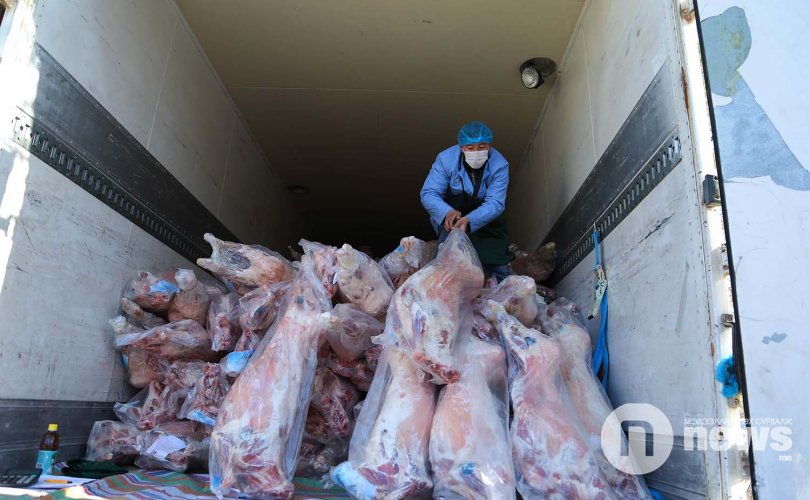 총 10,100 톤의 고기가 수출되어.jpg
