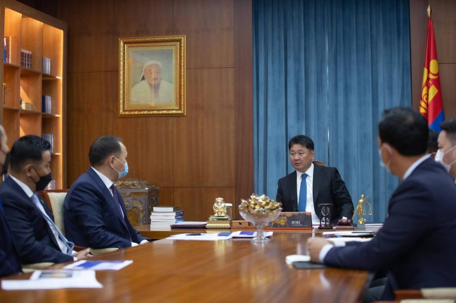 U.Khurelsukh 대통령, 몽골상공회의소와 함께 국제적으로 활동을 확장하는 데 협력할 준비가 되어.jpeg