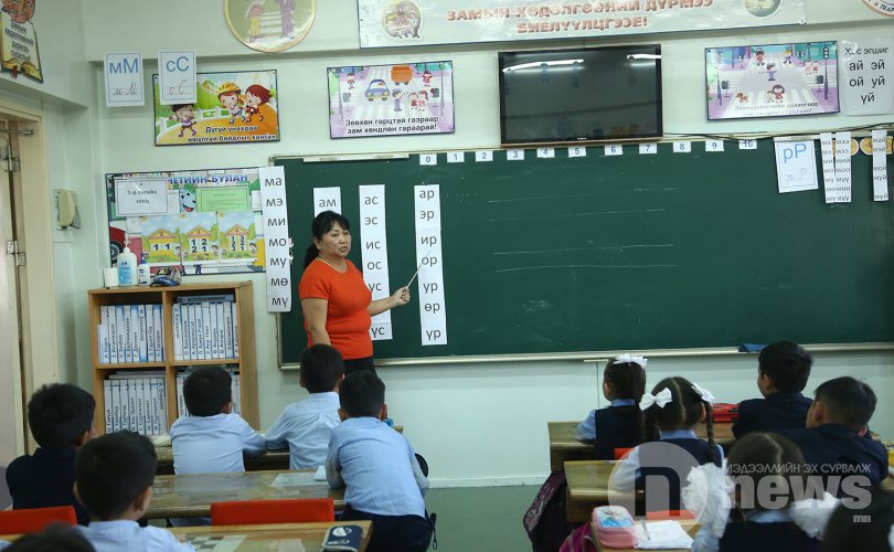 일부 학생은 교실 수업에 참석하지 못할 수 있어.jpg