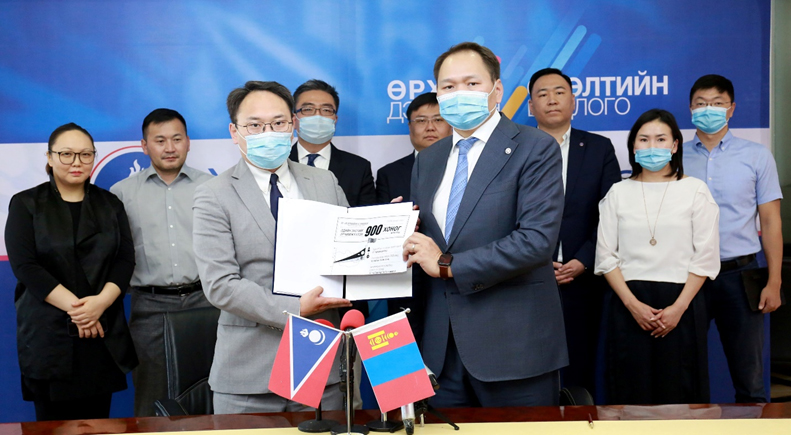 민주당은 몽골상공회의소와 협력하여 일자리를 보호할 것.jpg