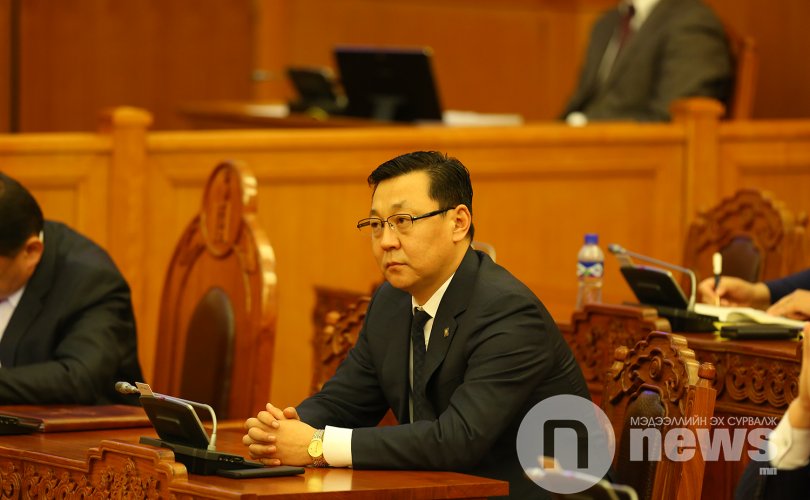 J.Erdenebat은 목요일에 국회의원으로 선서할 것.jpg