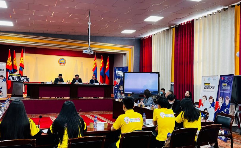몽골 의회민주주의 강화 사업단은 바양헝거르를 방문.jpeg