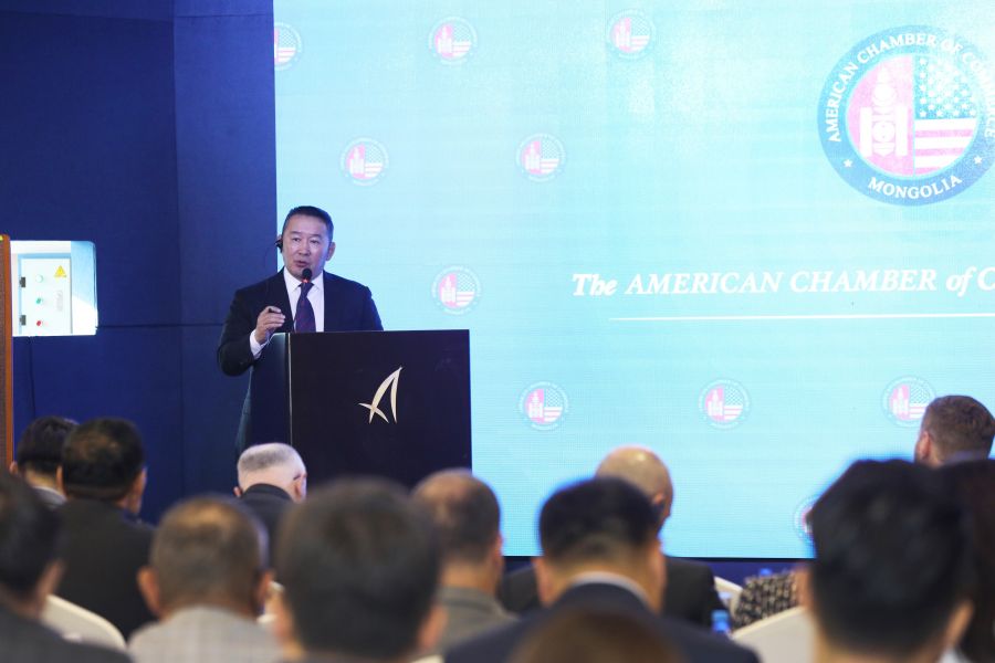 Kh.Battulga 대통령은 AmCham 8월 월간 회의에 참석.jpeg