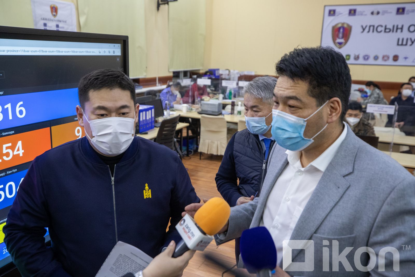 L.Oyun-Erdene 총리, 이달 23일부터 모든 사업 분야를 개방하고 예방접종을 시작할 계획.jpg