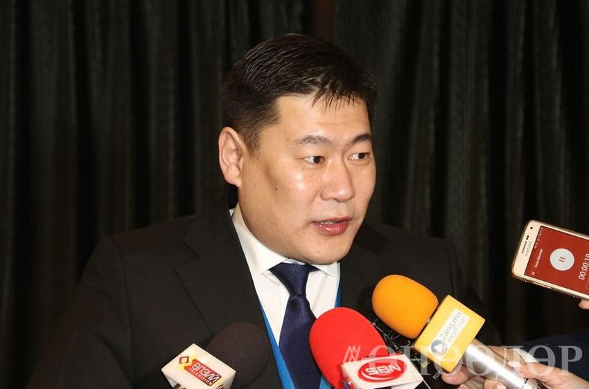 L.Oun-Erdene 사법부가 부패한 것을 확인할 수 있다.png