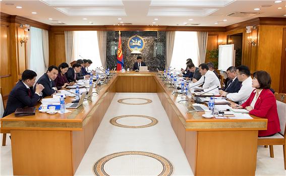 정부 임시회의 열어 각국 대사 임명에 대해 논의.jpg