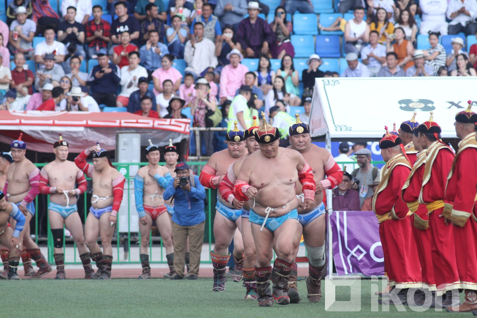 국립 제512회 나담축제  씨름경기, 경마, 활쏘기 및 기타 경기 온라인으로 진행.jpg