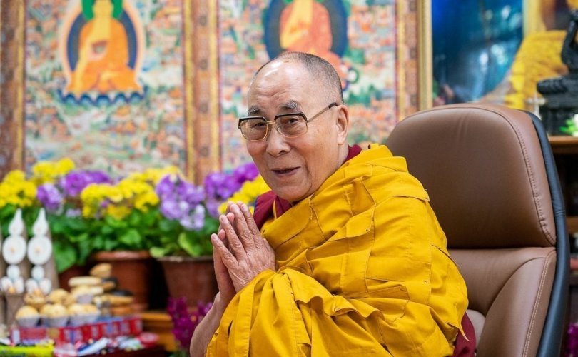 14대 달라이 라마는 '부처님 오신날'을 맞이하여 몽골인들을 축하하고 축전을 보내.jpg