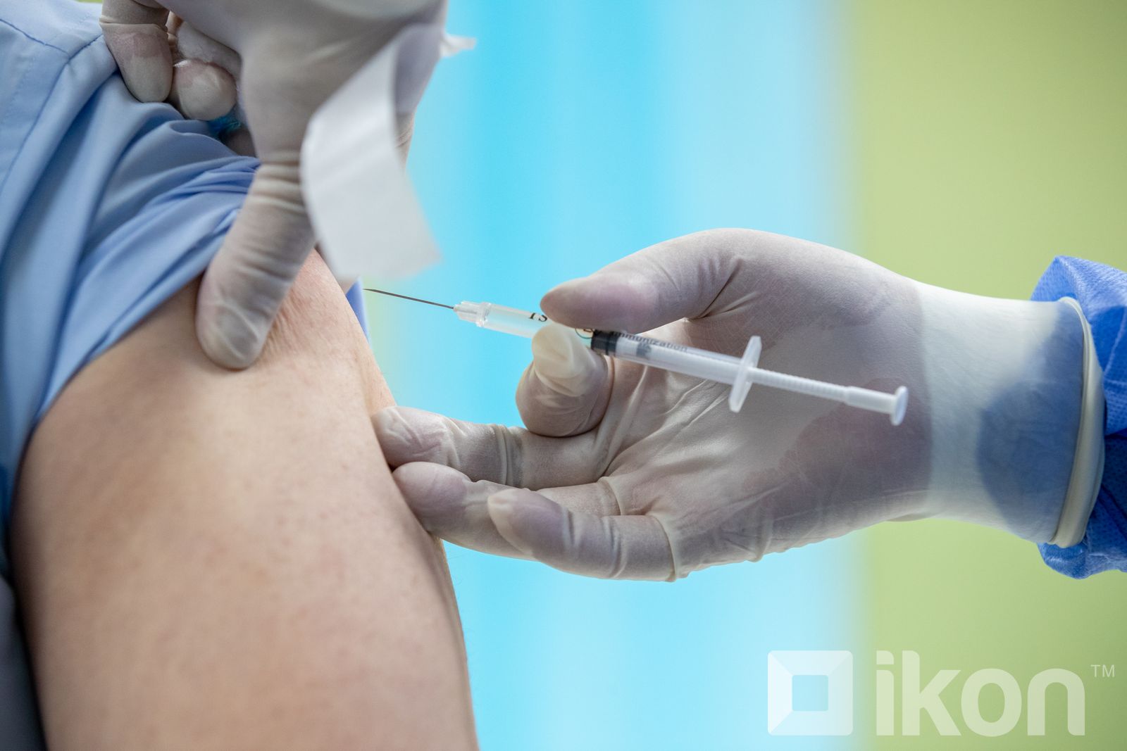 G.Boldmaa, 매일 약 1만 5천에서 2만 명의 사람에게 백신을 접종하고 있어.jpg