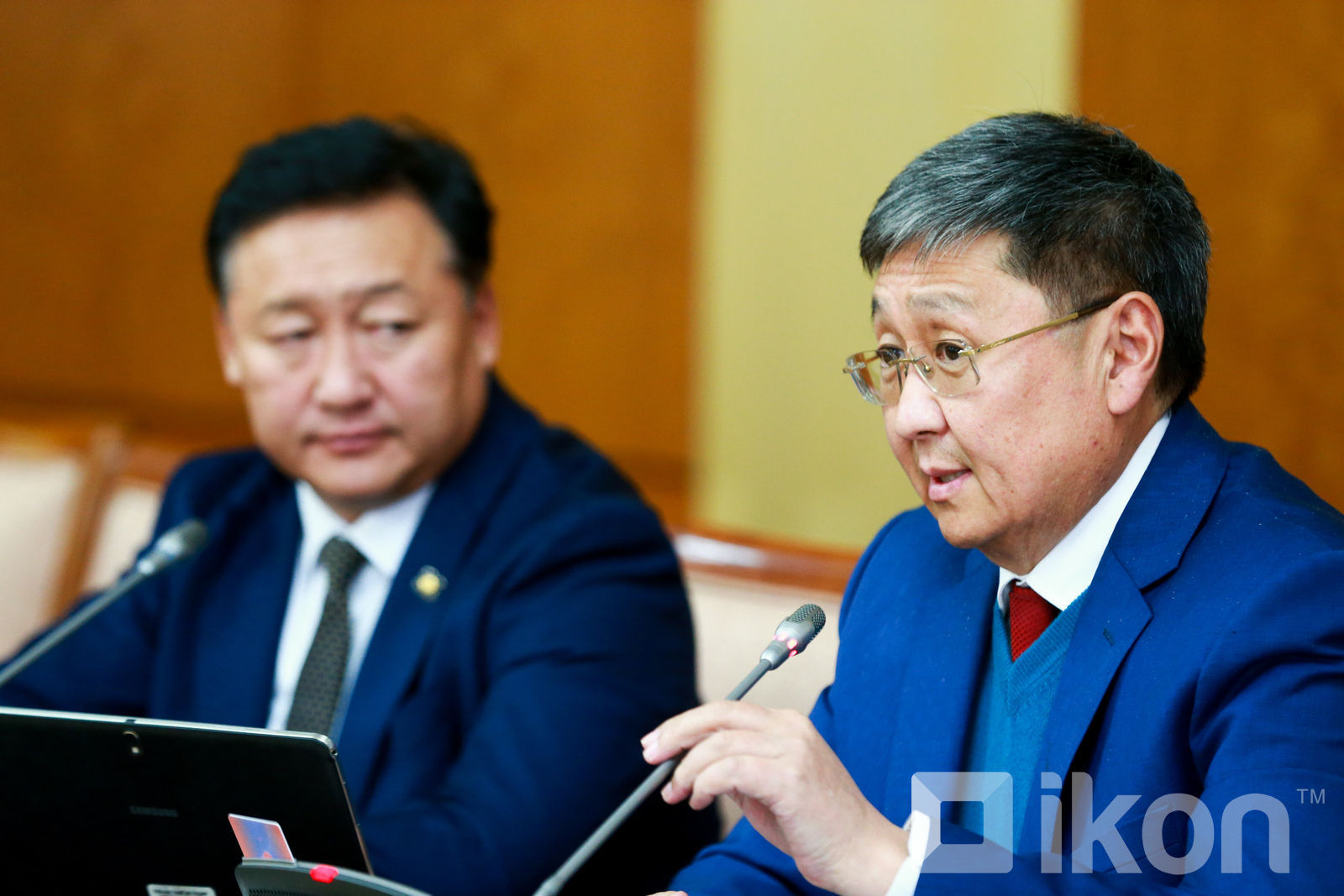 Ch.Khurelbaatar 2018년에 진행이 안 된 38건의 사업에 대하여 348억 투그릭의 투자금을 지원.jpg