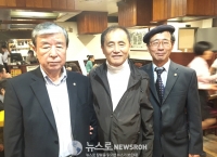 性急히 떠나신 尹龍相형님께 올리는 獻辭