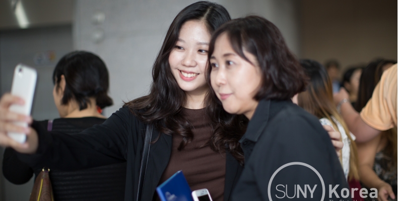 “나에게 딱 맞는 글로벌 커뮤니티, 한국뉴욕주립대에서 찾았어요!”