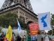 에펠탑에서 ‘전쟁연습 반대 평화협정촉구’
